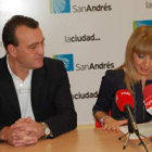 El concejal de Jardines, Alberto Fernández, y la alcaldesa de San Andrés, Mª Eugenia Gancedo.