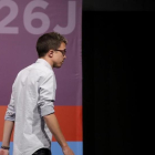 Íñigo Errejón tras su comparecencia la noche del 26-J, en Madrid.