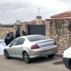 Madre e hija mueren atacadas por sus dos perros en Colmenar de Oreja (Madrid). En la foto, el chalet donde sucedieron los hechos.