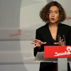 La que será número dos de la lista del PSOE en Madrid, Meritxell Batet, durante una rueda de prensa.