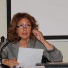 Ana María Martínez Olalla, ayer, en su intervención en el curso sobre contaminación.