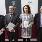 García Cirac, en el centro, en un momento de la presentación del programa ‘Tronos’. R. GARCÍA
