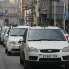Los taxistas de Ponferrada urgen sistemas de seguridad en sus vehículos