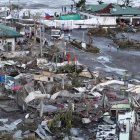 Vista de la localidad de Tacloban tras el paso del tifón.