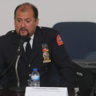 El paramédico del Servicio de Emergencias de Nueva York, George W. Contreras, durante la conferencia ofrecida en la Uned. L. DE LA MATA