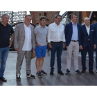 Joaquín S. Torné, Pablo Carbonell, Perico Delgado, Francisco García, Javier Guillén y Ángel Colín en la presentación de la etapa de La Camperona de la Vuelta. CASTRO