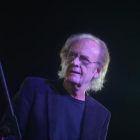 Luis Eduardo Aute, en un concierto en Madrid el pasado mayo.