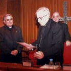 Rouco Varela en el momento de nombrar a Pedro Puente prelado del Papa