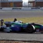 El berciano Antonio Fernández está probando, en el circuito de Jerez, la aerodinámica de su coche