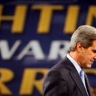 El candidato demócrata, John Kerry, en un mitín en la Universidad de Filadelfia