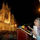 El recorrido romántico comenzó frente a la Catedral