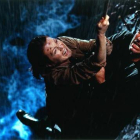 Julianne Moore y Jeff Goldblum, en una situación comprometida de 'El mundo perdido: Jurassic Park'.