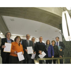 Representantes de los partidos, tras presentar ayer una Proposición no de Ley.