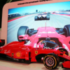 Expositor de promoción de la fórmula 1 en el Mobile World Congress de Barcelona.
