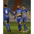 Los jugadores de la Ponferradina pasan a la siguiente ronda de la Copa Federación con mal juego. L. DE LA MATA