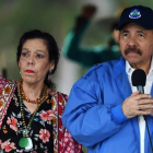 El presidente nicaragüense, Daniel Ortega, y su mujer la vicepresidenta, Rosario Murillo, en un mitin sandinista el pasado sábado en Managua.