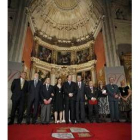 Juan Vicente Herrera, en el centro, posa con todos los premiados