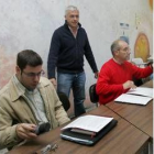 García Regueiro, en el centro, ayer en rueda de prensa