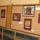 Exposición fotográfica de retablos de la comarca que puede visitarse en Bustillo del Páramo