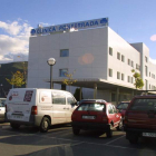 El edificio de la Clínica Ponferrada en la avenida de Galicia.