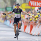 Boasson entra victorioso en la meta ayer en el Tour. GHEMENT