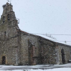 Iglesia de Puebla de Lillo, donde se hará la subasta. CAMPOS