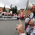Protesta de trabajadores de Nissan en Ávila en eun conflicto en el 2010.