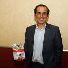 Eduardo Gil presentó su libro la semana pasada en la biblioteca de León