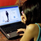 Un acceso a una página web de venta de artículos de moda.