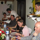 Mesa presidencial del festival del botillo de Turienzo.