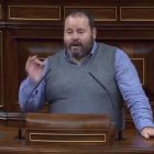 Joan Mena deja en evidencia a Toni Cantó hablando de la educación pública en Catalunya.