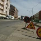 El estado de la calle Párroco Pablo Díez presenta dificultades para el tráfico en varios tramos