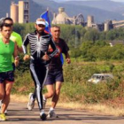 El atleta Basurco, en la maratón que  recorrió el tramo entre Cosmos y el bosque de Los Barredos.