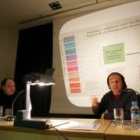 Miguel Ángel Fernández y Pablo Paño en un momento de su exposición a los aistentes a la conferencia