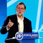 Rajoy, en el mitin del PP en Alicante, cuya alcaldía acaba de recuperar el partido.