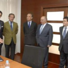 Susana Travesí y Francisco Fernández, junto al embajador Pascuale Terraciano en el Ayuntamiento