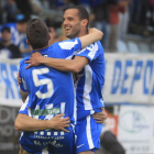 Yuri celebra con Isaías y con Mayordomo el gol de la tranquilidad en el minuto 93. El brasileño sólo tuvo que empujar un servicio del alicantino para rubricar el triunfo y conseguir su diana 18 de la Liga.