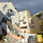 Una de las obras de arte callejero en La Bañeza.