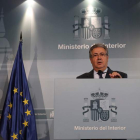 El ministro del Interior, Juan Ignacio Zoido, durante su comparecencia de ayer. BALLESTEROS