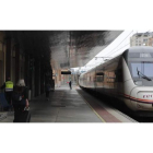 Imagen de archivo de la estación de ferrocarril de Ponferrada. ANA F. BARREDO