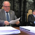 El concejal de Hacienda, Pepe Guzmán, argumenta los presupuestos ante el pleno. A. VALENCIA