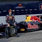Vettel (izquierda) junto a su compañero y rival por el cetro mundial del 2011, Webber.