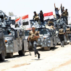 Fuerzas de seguridad iraquís, cerca de Faluya, este martes.