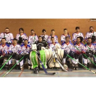 Foto de familia del equipo Club de Hockey In Line León. DL