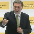 El delegado Miguel Alejo, durante su intervención ayer ante los nuevos guardias civiles