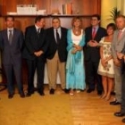 Alfonso Fernández Mañueco, con los representantes de los medios