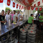 El lúpulo convierte Carrizo de la Ribera en capital cervecera. MARCIANO PÉREZ