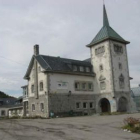 El parador de Pajares seguirá en manos del Estado.