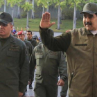 El presidente Maduro junto a su ministro de Defensa, Vladimir Padrino López.
