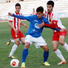 MÍchel Zabaco, a la derecha, durante un partido con su club, el Almería.